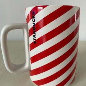 Starbucks 2018 Christmas red & white candy cane ceramic mug. 14oz.